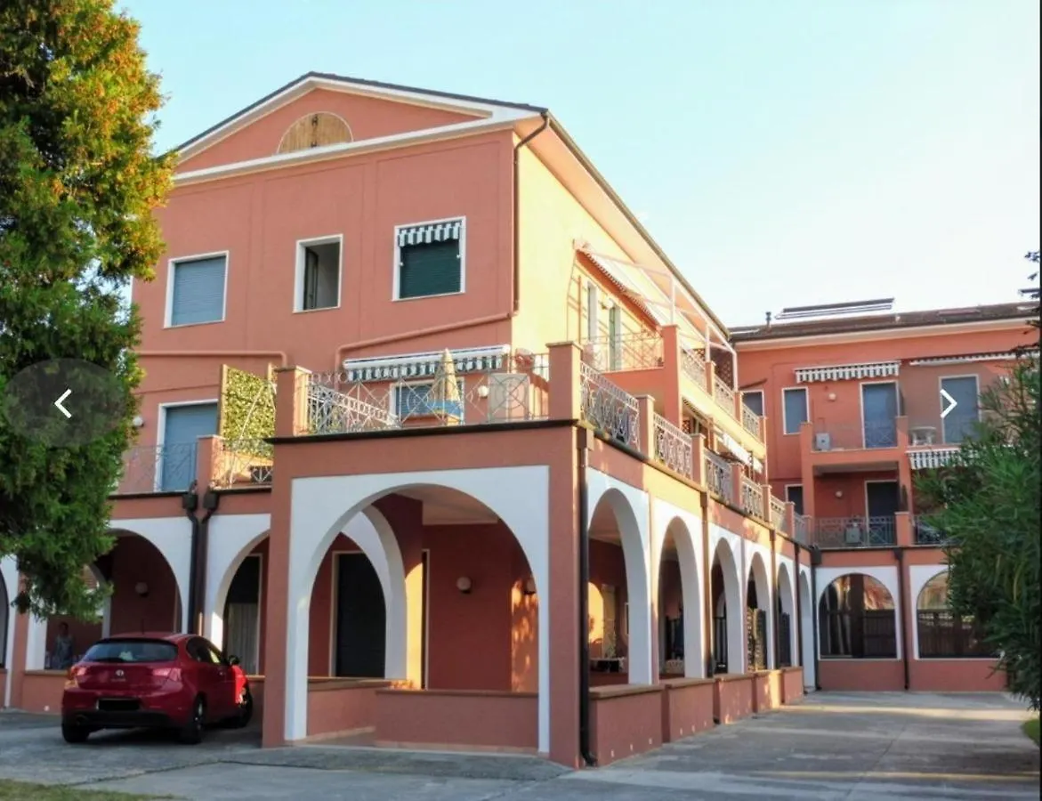 Residence Le Terrazze Lido di Pomposa 0*,  Italia
